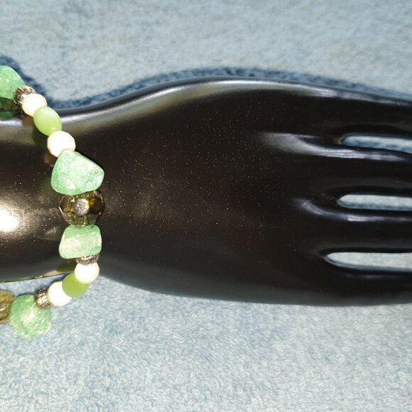 Pretty Hand Made Natural Serpentine Aventurine Fluorite Silver Beaded Bracelet - Picture 6 of 9